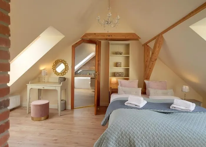 Trevilles Art-deco Jozefina Sklářská Poruba