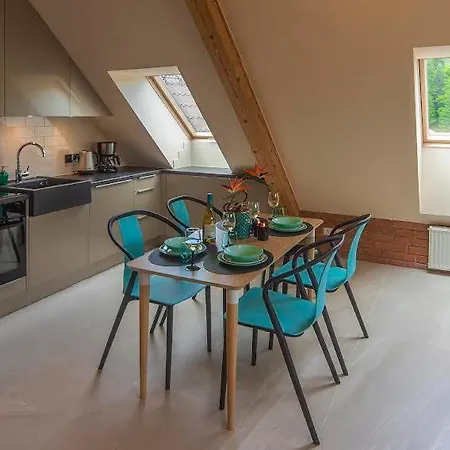 Trevilles Art-deco Jozefina Апартаменты *