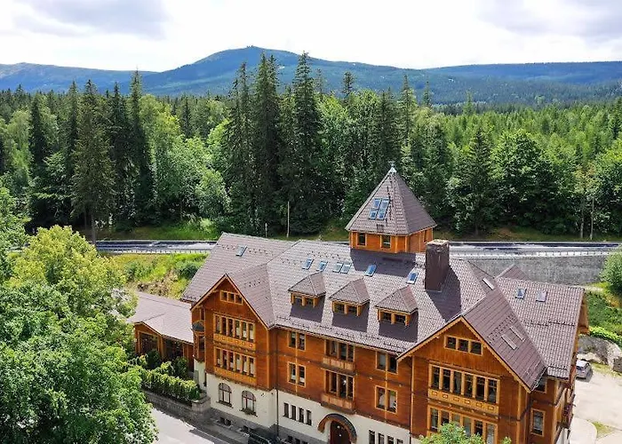 아파트 Trevilles Art-deco Jozefina 스클라르스카포렘바